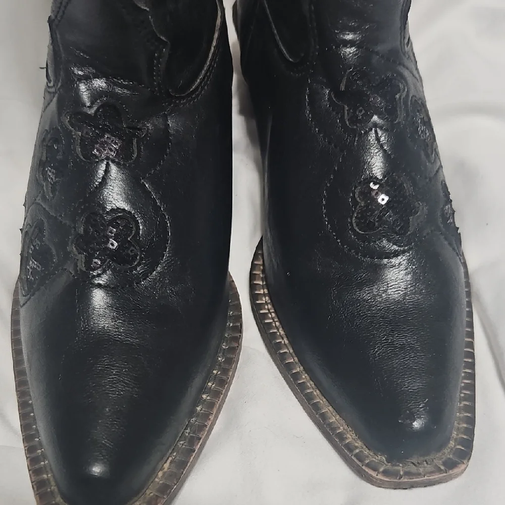 Black Embroidered Western Boots
